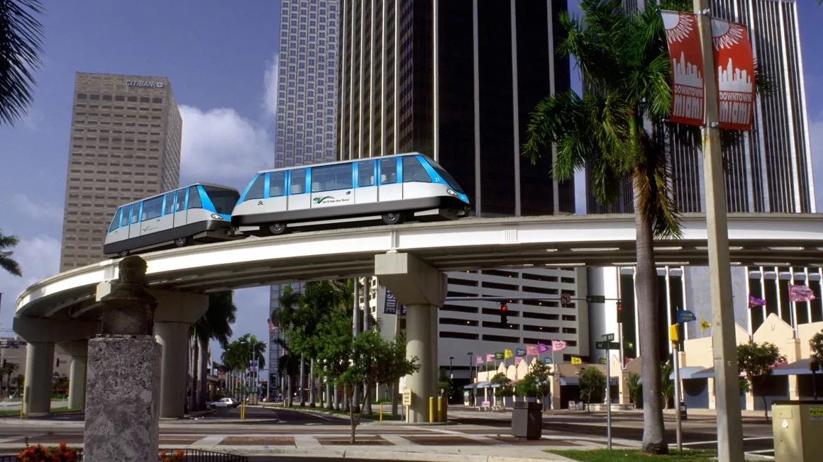 Ride the Metromover