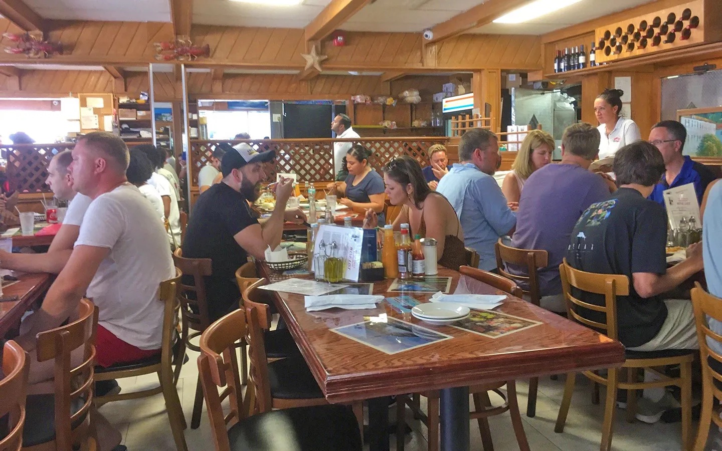Interior of Puerto Sagua restaurant